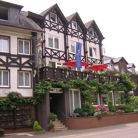 Hotel Zur Winzergenossenschaft エルンスト エクステリア 写真
